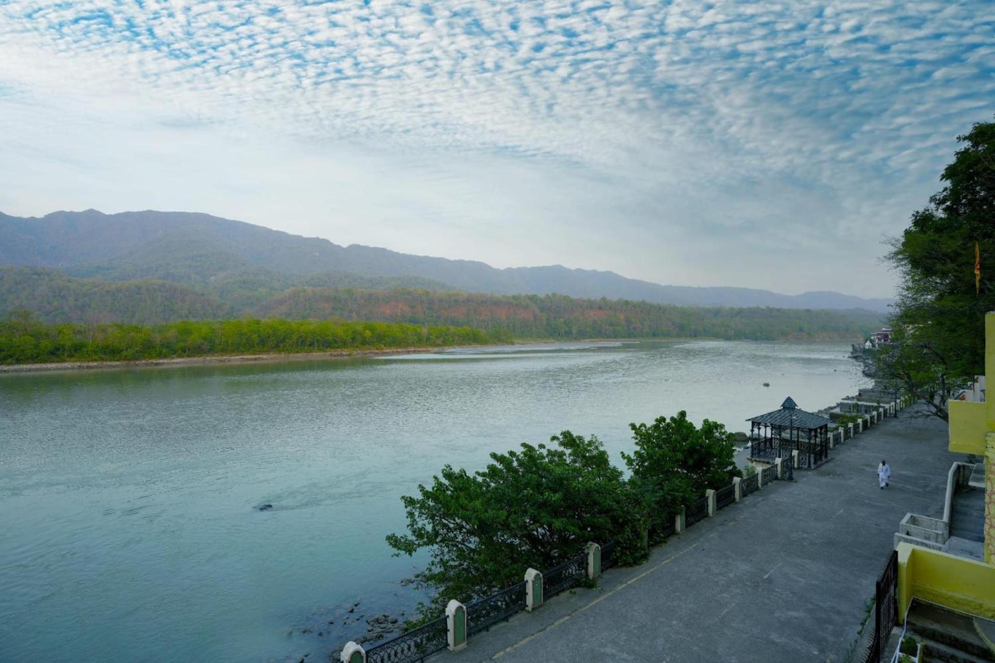 The Neeraj Naturecure On Ganga Rishikesh Exterior photo