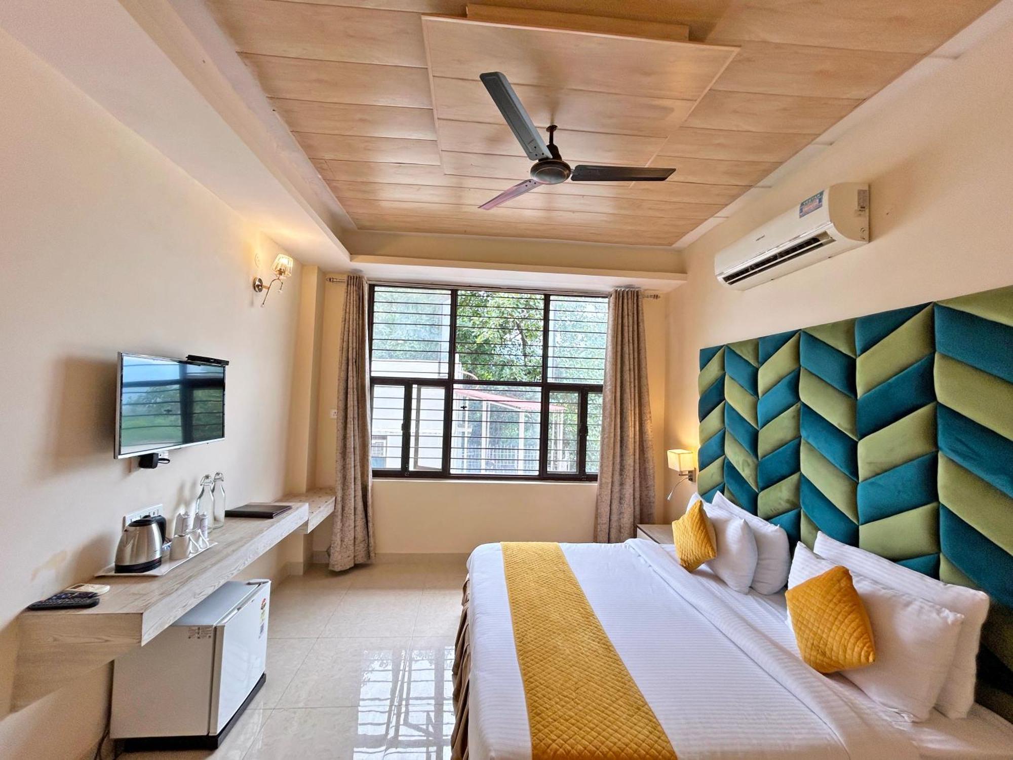 The Neeraj Naturecure On Ganga Rishikesh Exterior photo